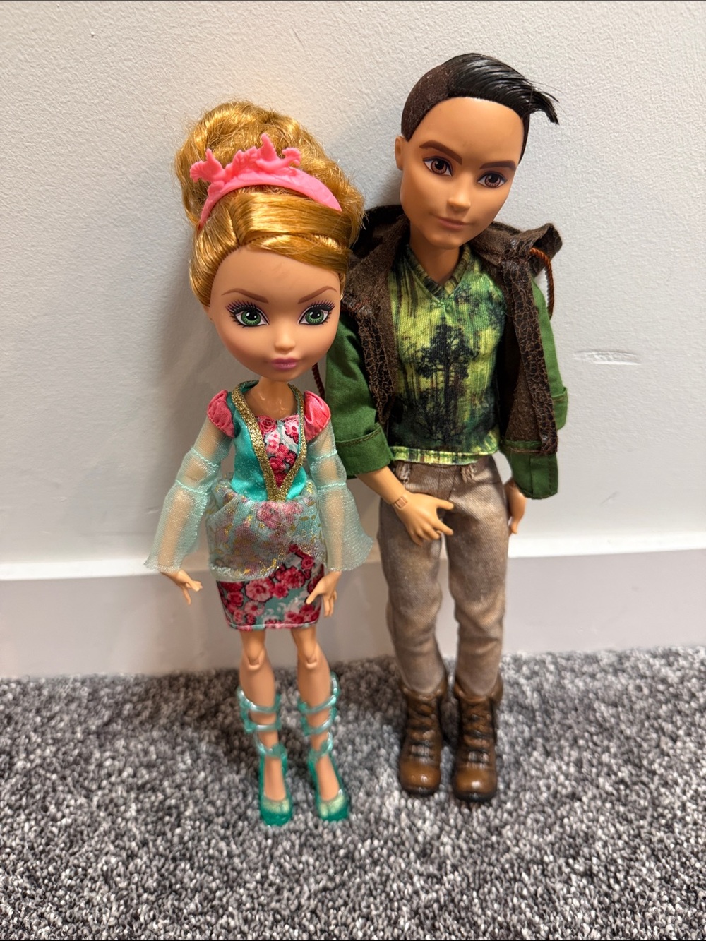 Ever After High Ashlynn and Hunter Dolls